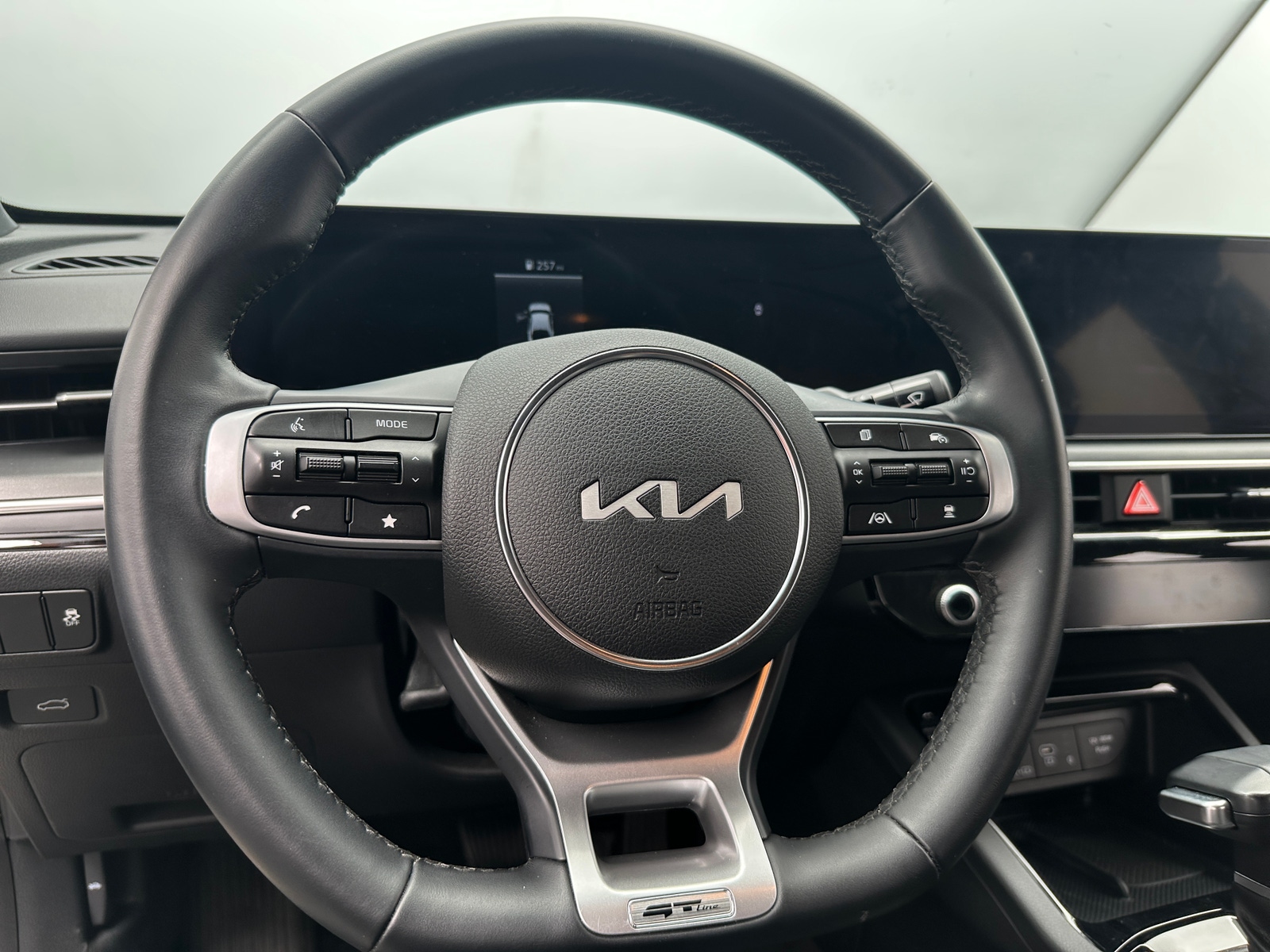 Thumbnail: 2025 Kia K5 - 4