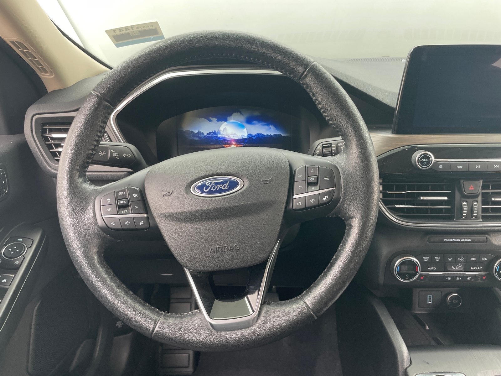 Thumbnail: 2020 Ford Escape - 4