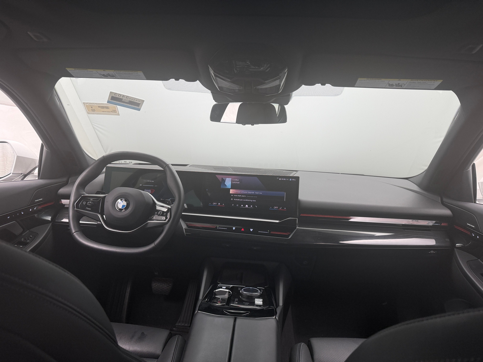 Thumbnail: 2025 BMW 5 Series - 2