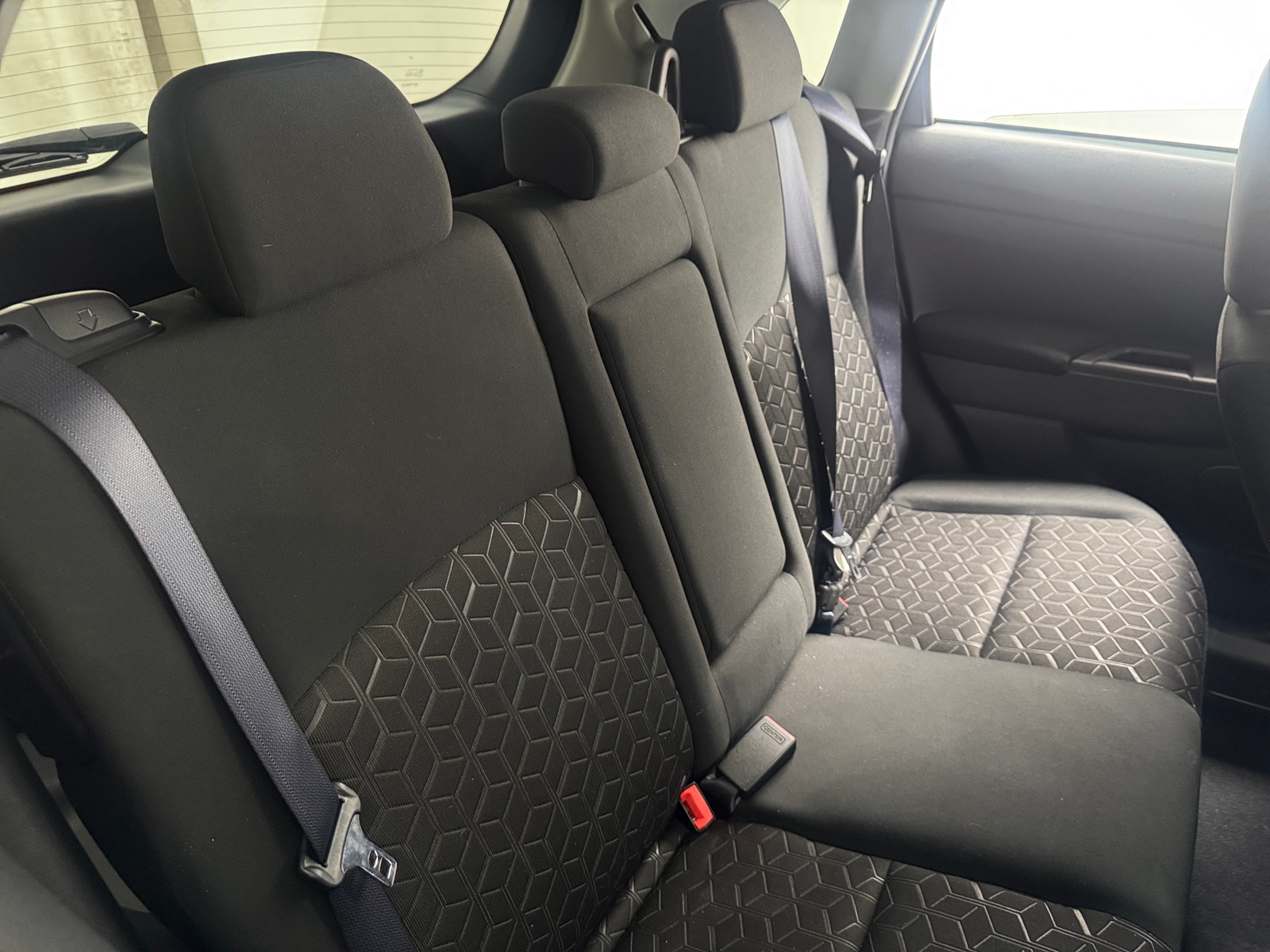 Thumbnail: 2024 Mitsubishi Outlander Sport - 6