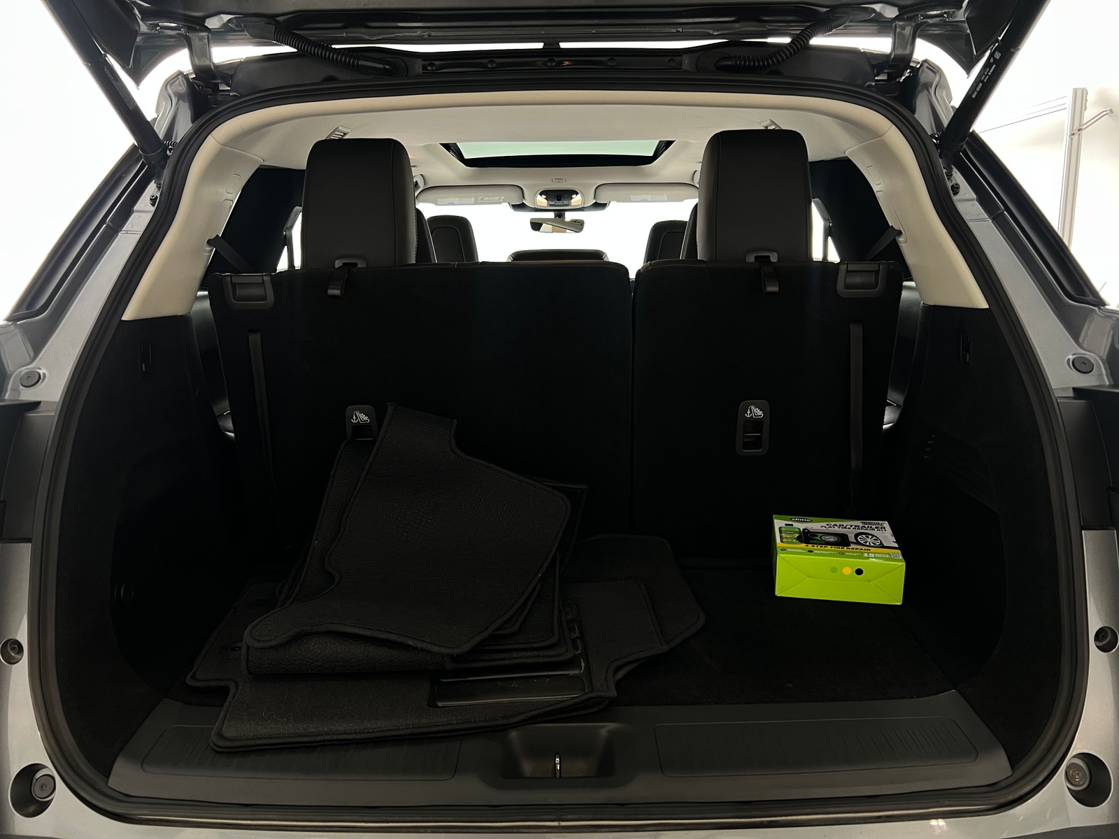 Thumbnail: 2026 INFINITI QX60 - 6