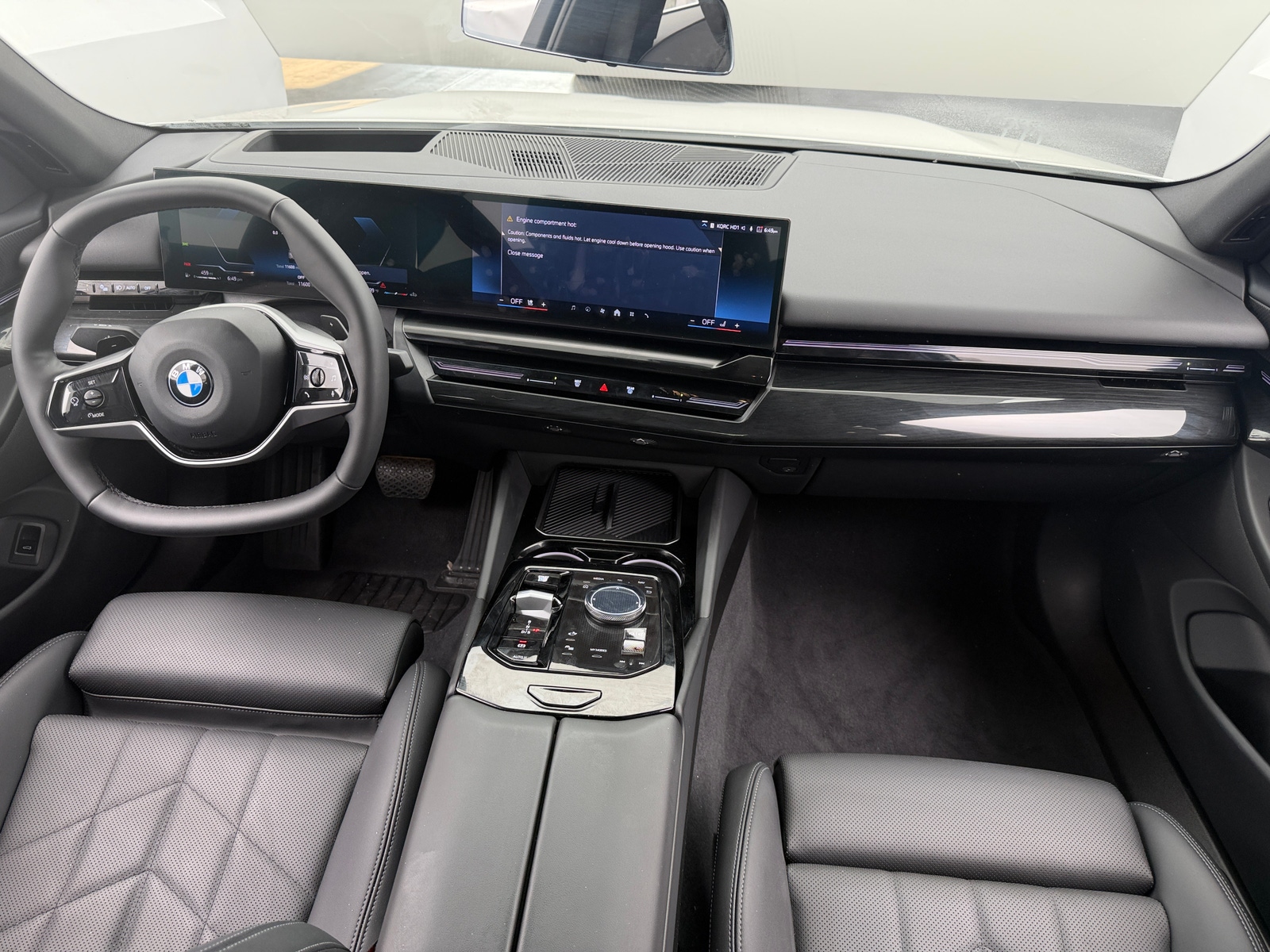 Thumbnail: 2026 BMW 5 Series - 2