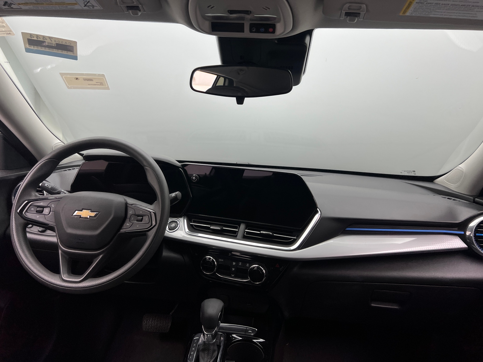 Thumbnail: 2025 Chevrolet Trax - 2
