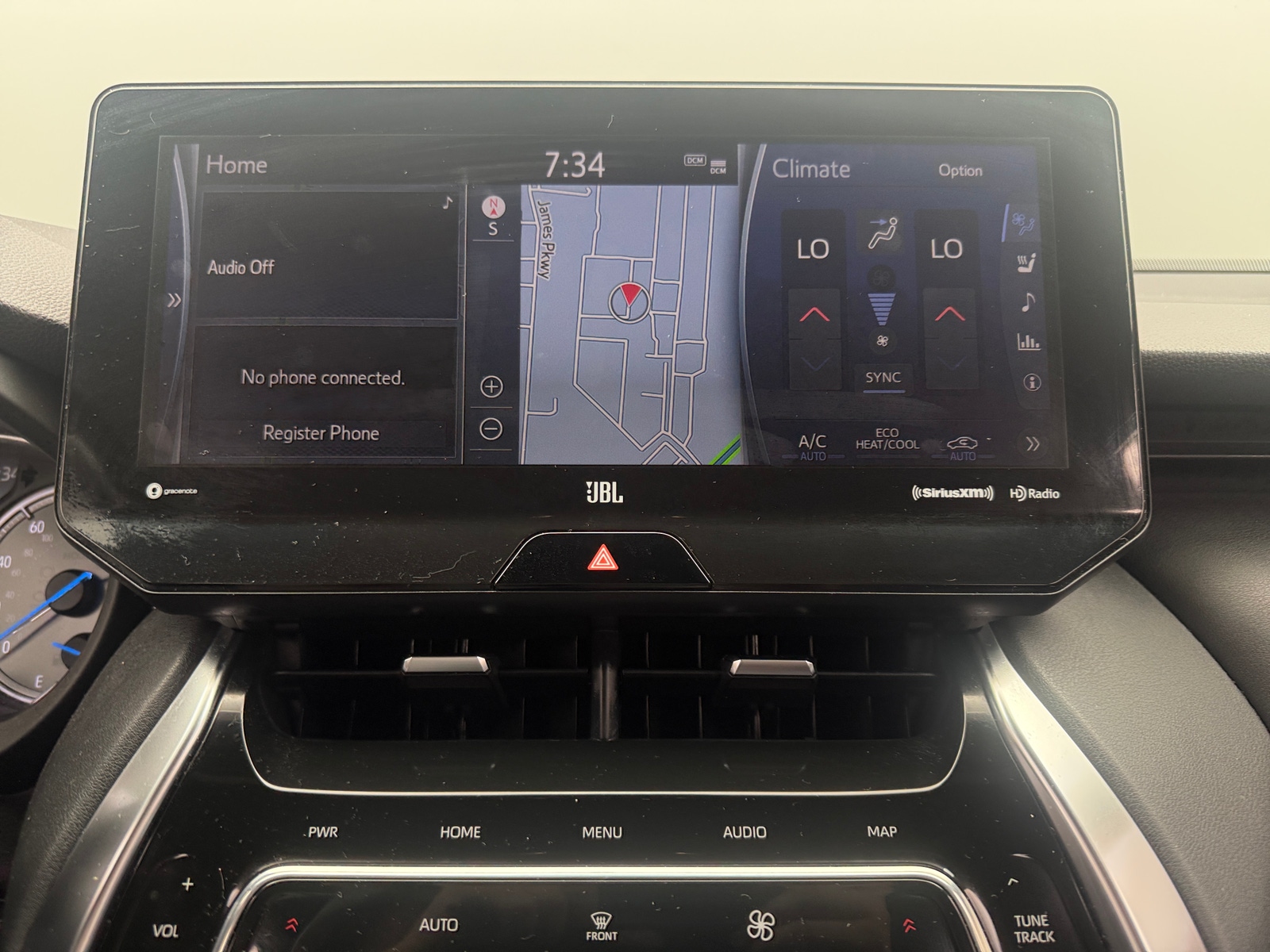 Thumbnail: 2021 Toyota Venza - 3