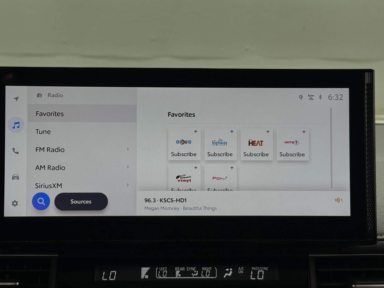 Thumbnail: 2026 Toyota Sienna - 3