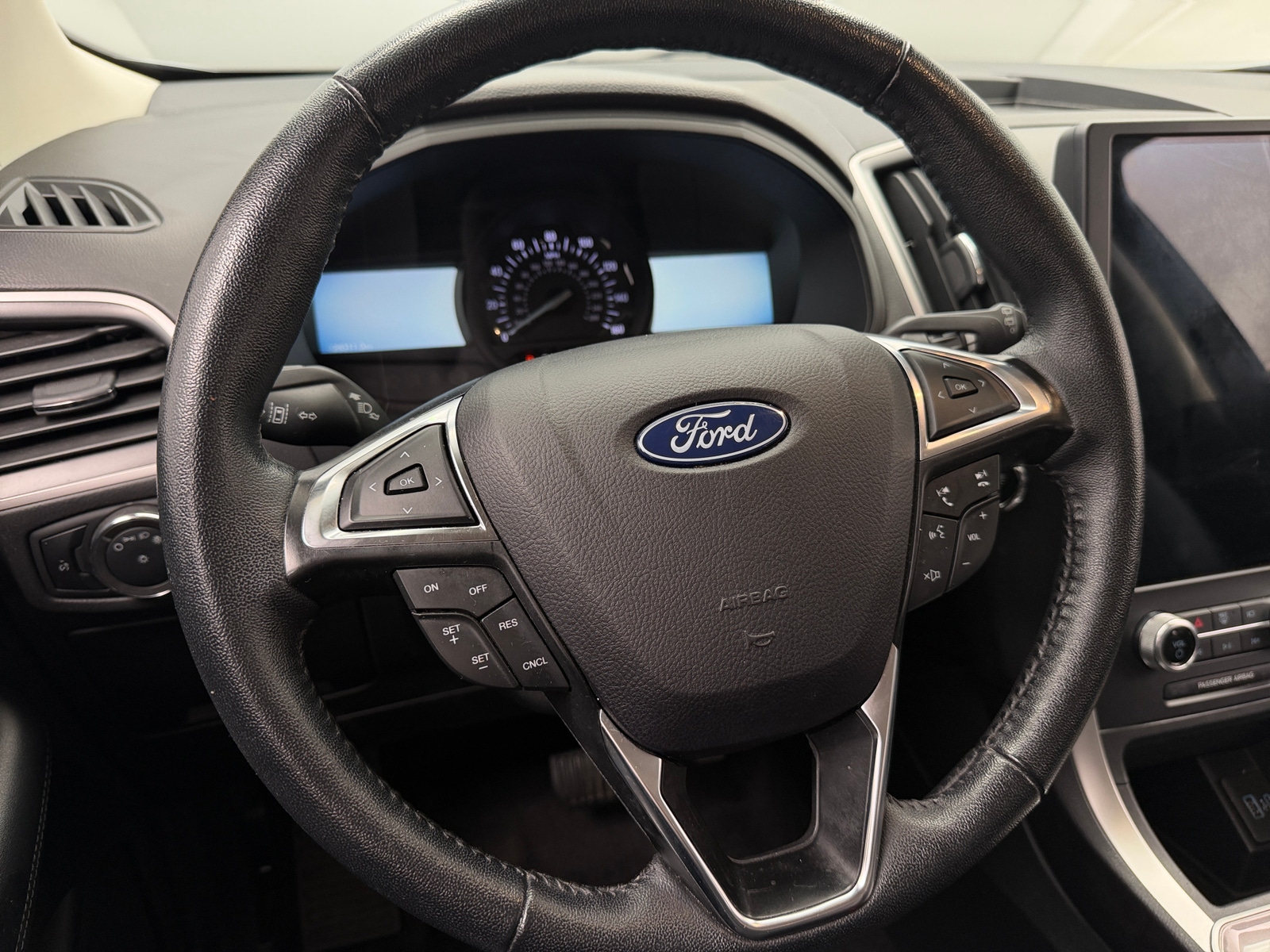 Thumbnail: 2024 Ford Edge - 4