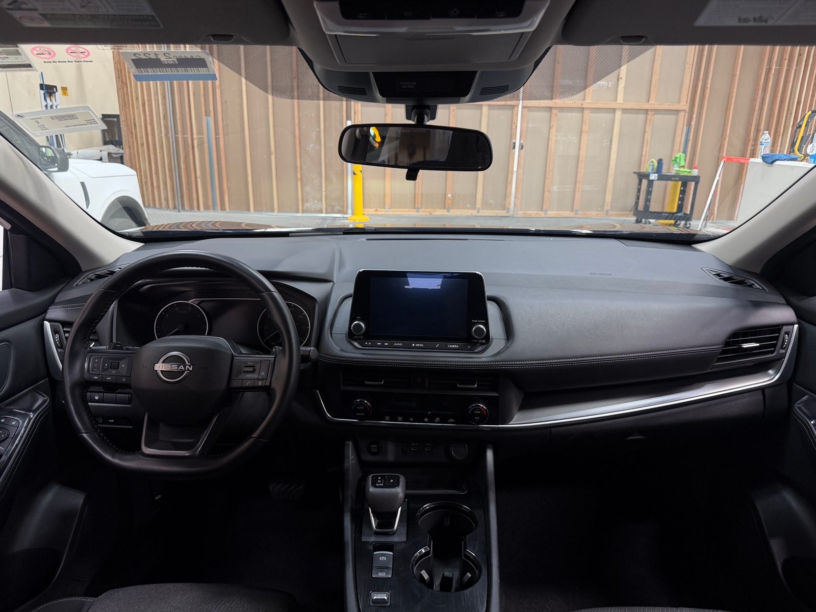 Thumbnail: 2025 Nissan Rogue - 3