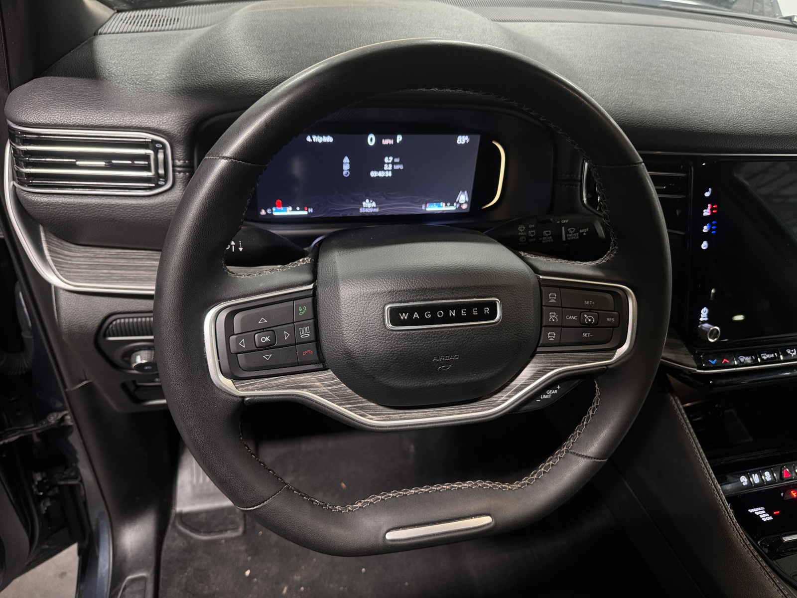 Thumbnail: 2024 Jeep Wagoneer - 4