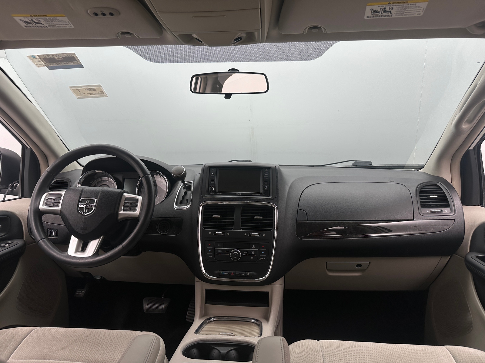 Thumbnail: 2012 Dodge Grand Caravan - 3