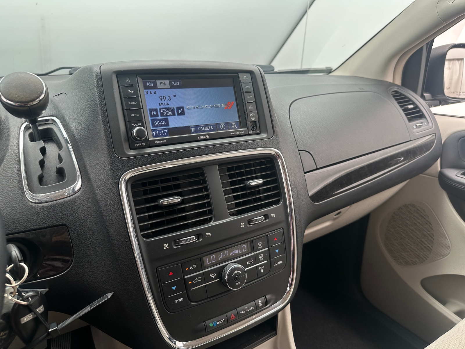 Thumbnail: 2012 Dodge Grand Caravan - 4