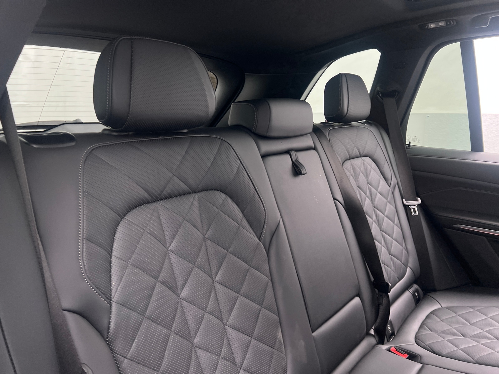 Thumbnail: 2026 BMW X5 - 5