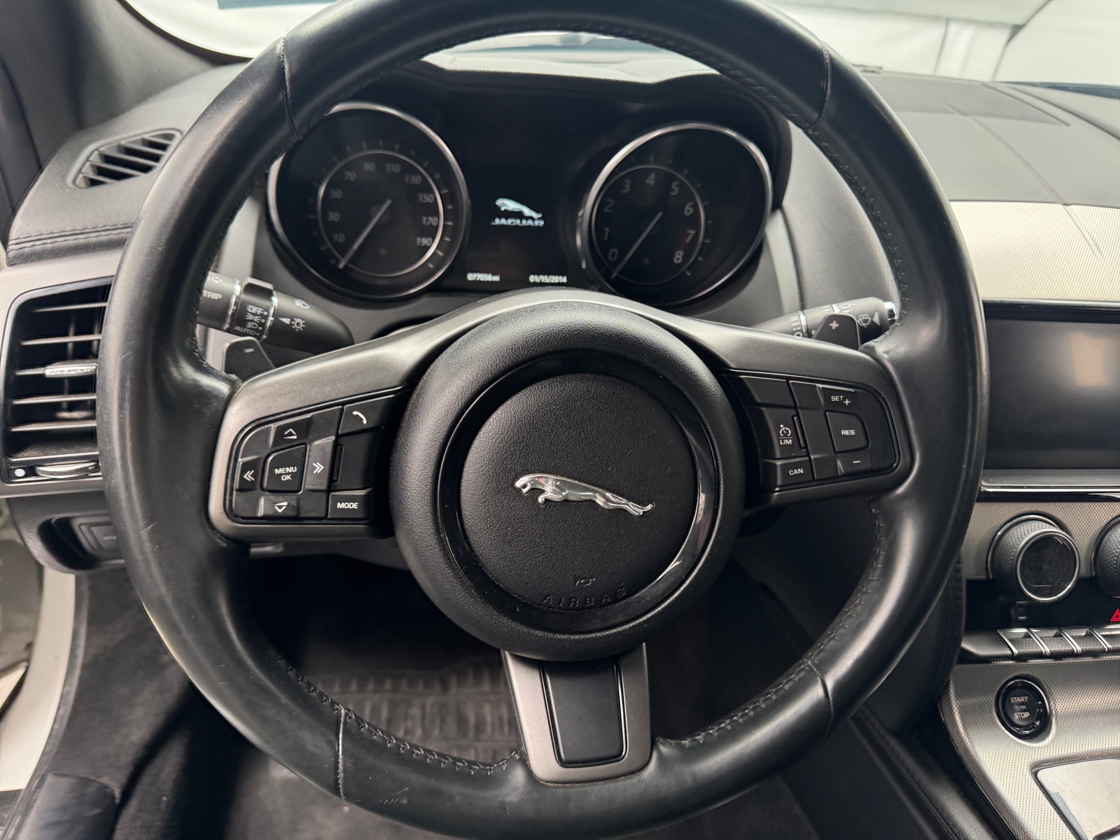 Thumbnail: 2016 Jaguar F-Type - 3