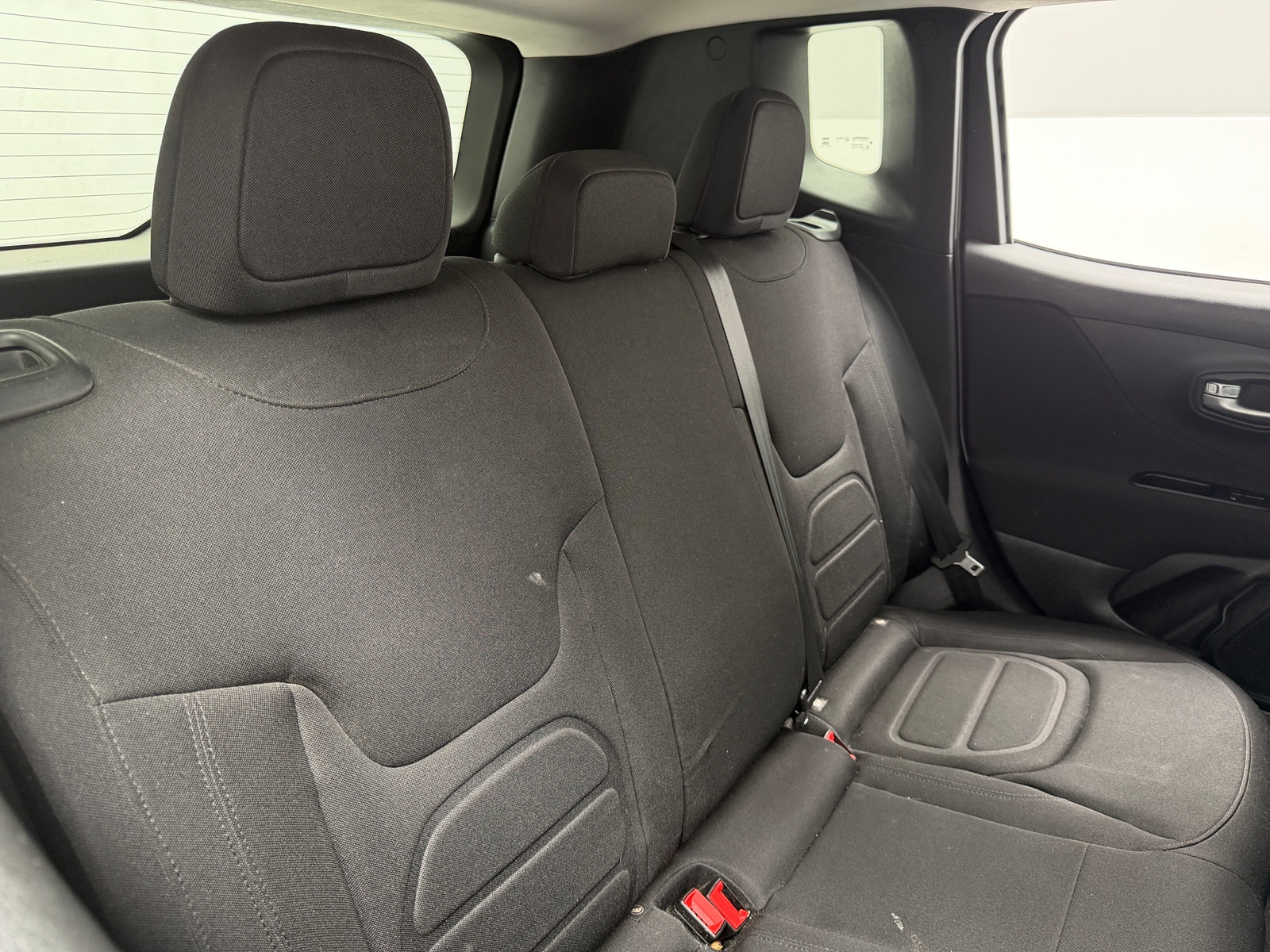 Thumbnail: 2019 Jeep Renegade - 6