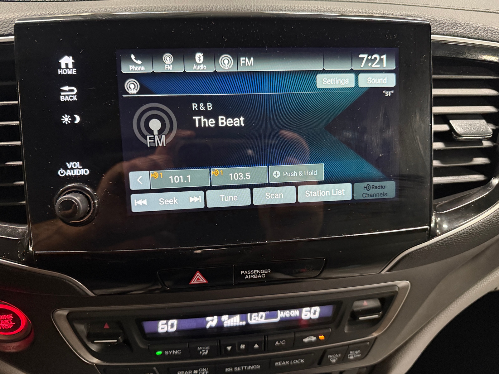 Thumbnail: 2020 Honda Pilot - 4