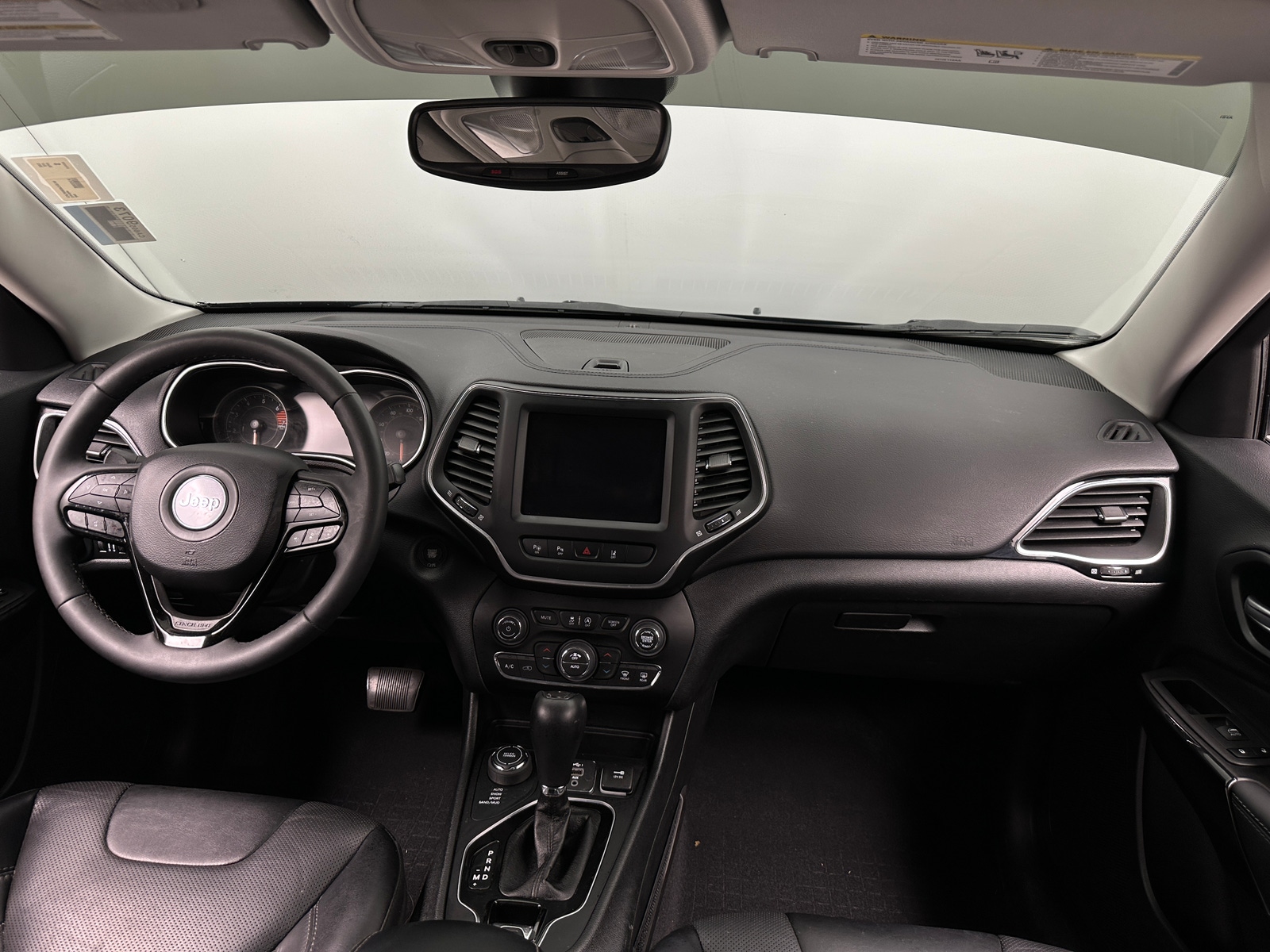Thumbnail: 2023 Jeep Cherokee - 2