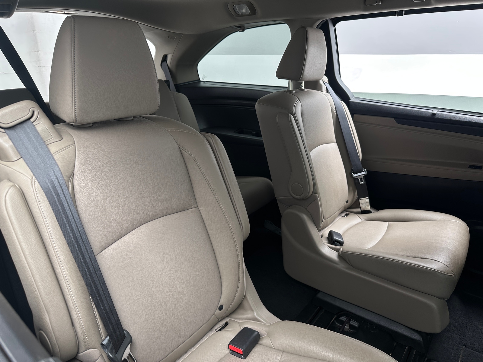 Thumbnail: 2019 Honda Odyssey - 5