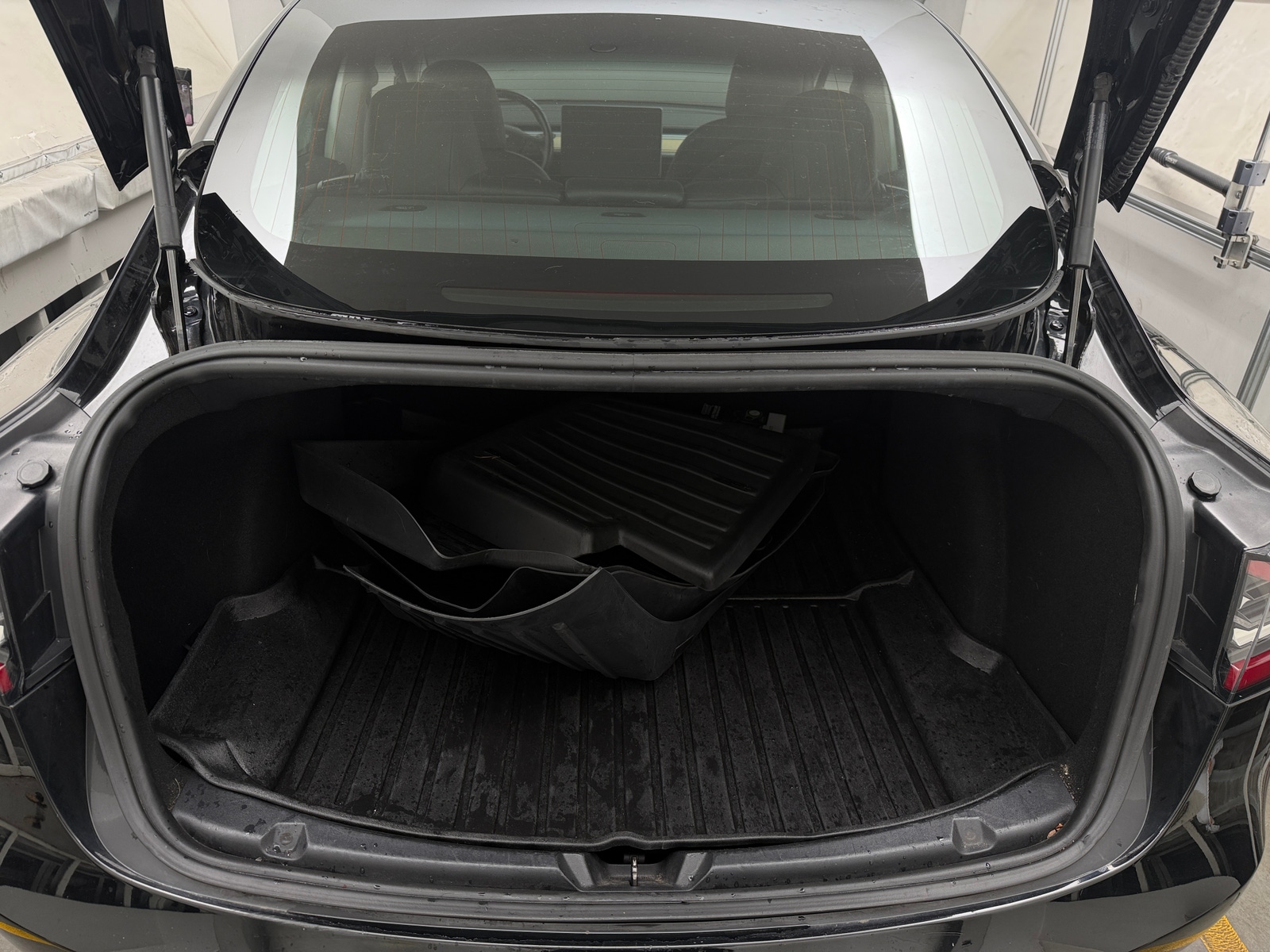 Thumbnail: 2019 Tesla Model 3 - 7