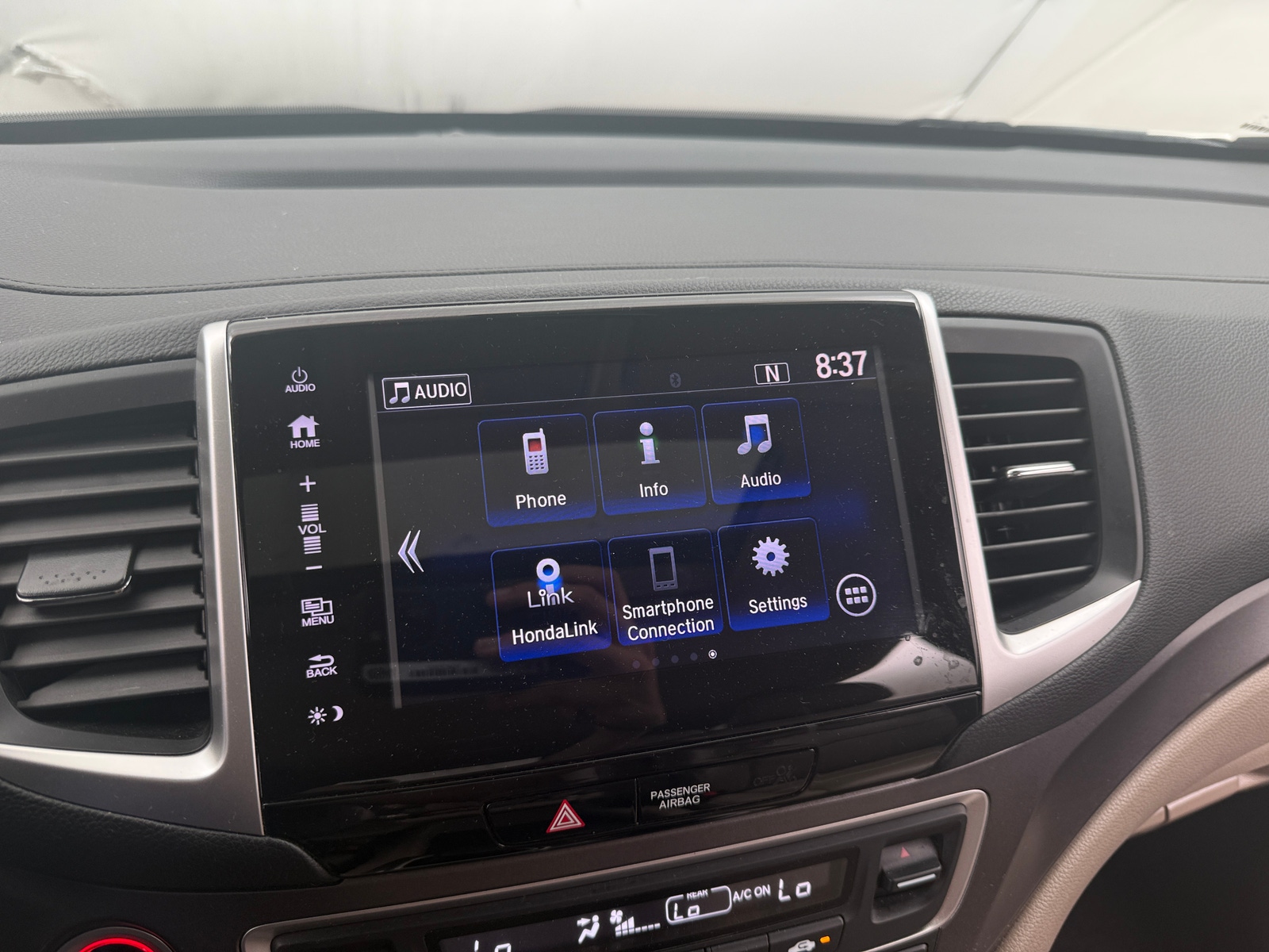 Thumbnail: 2017 Honda Pilot - 3