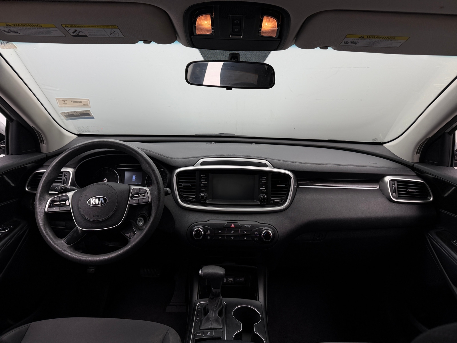 Thumbnail: 2020 Kia Sorento - 3