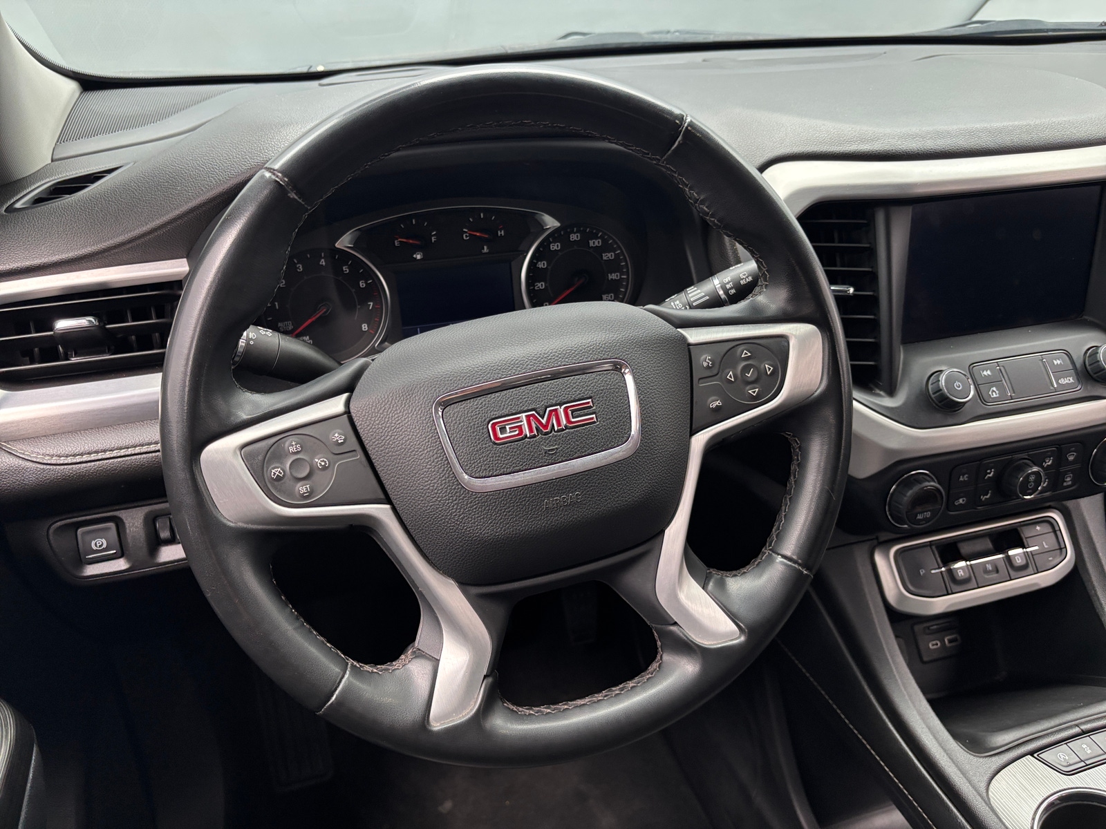 Thumbnail: 2023 GMC Acadia - 4