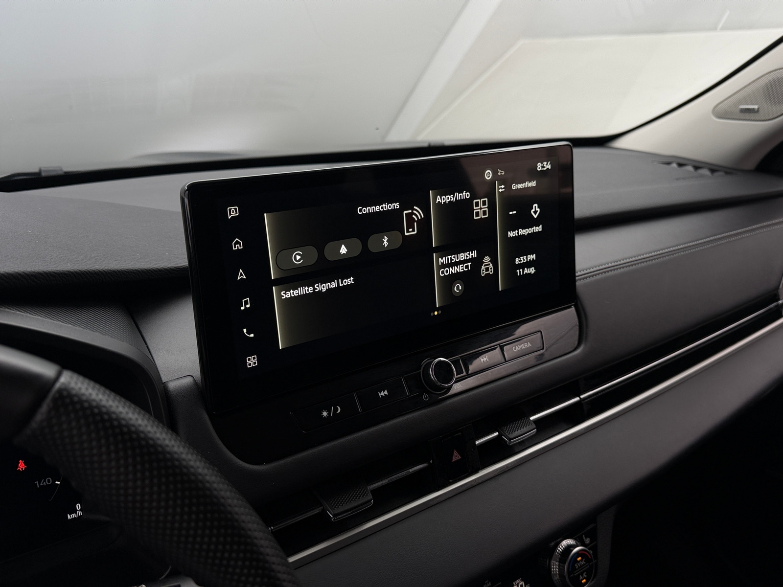 Thumbnail: 2025 Mitsubishi Outlander - 3