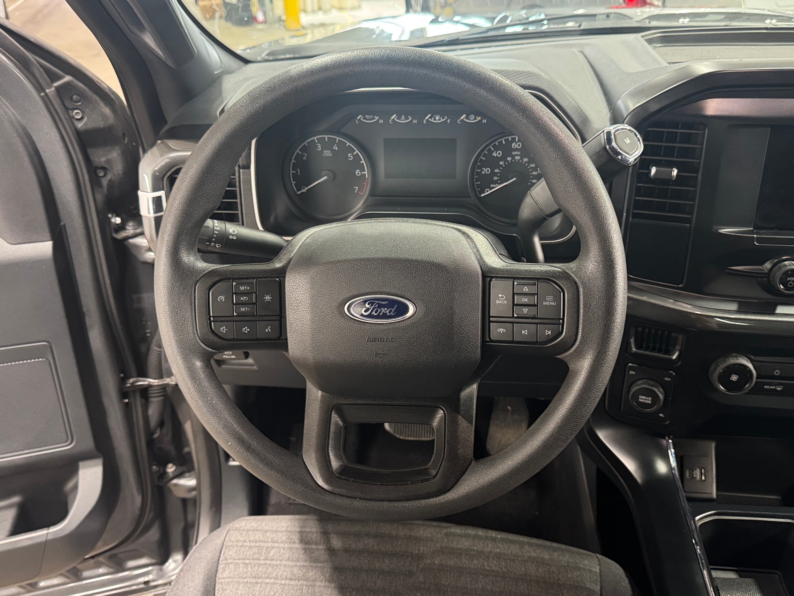 Thumbnail: 2023 Ford Econoline - 5