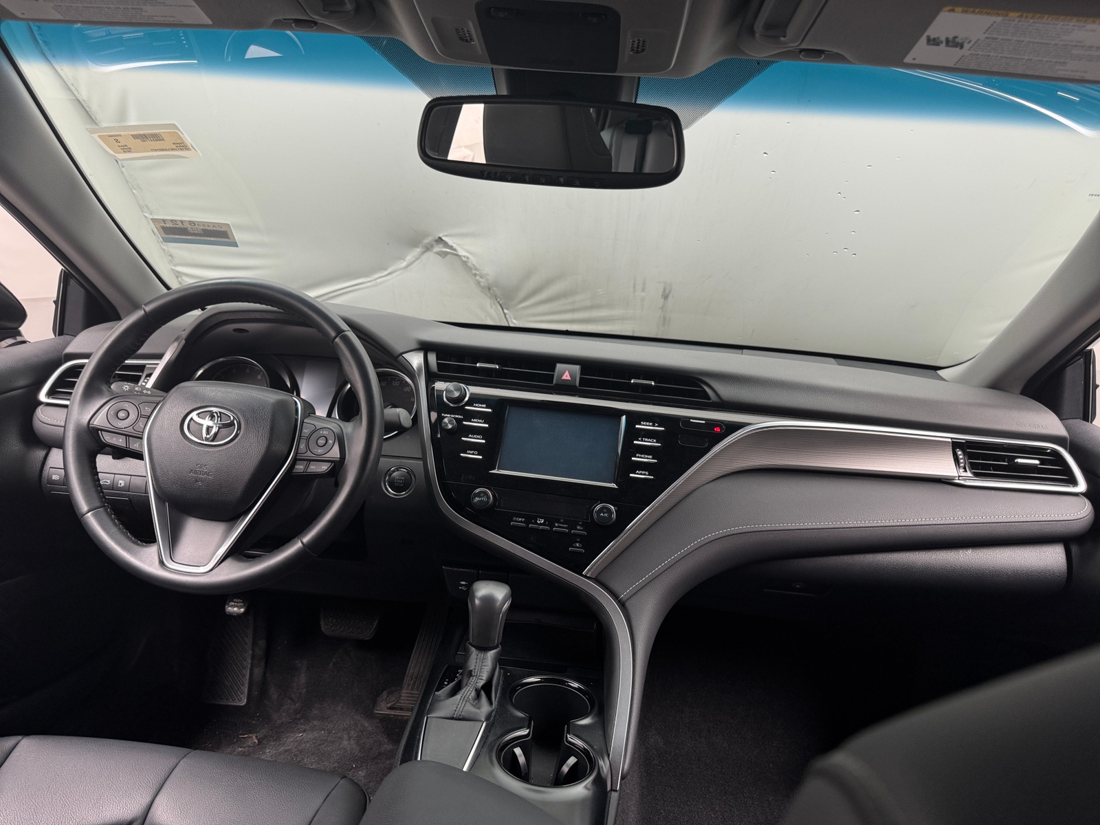 Thumbnail: 2018 Toyota Camry - 3
