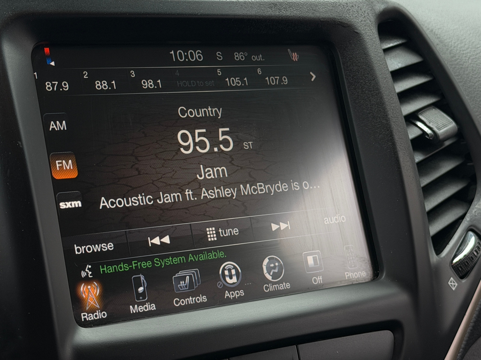 Thumbnail: 2016 Jeep Cherokee - 4