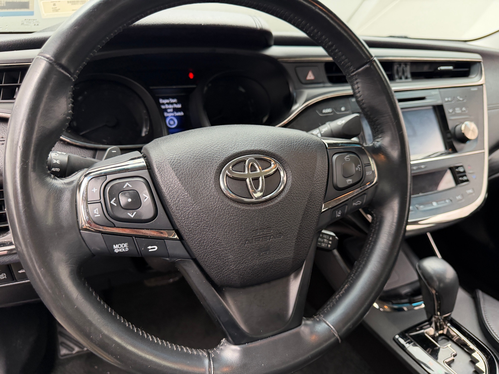 Thumbnail: 2017 Toyota Avalon - 4
