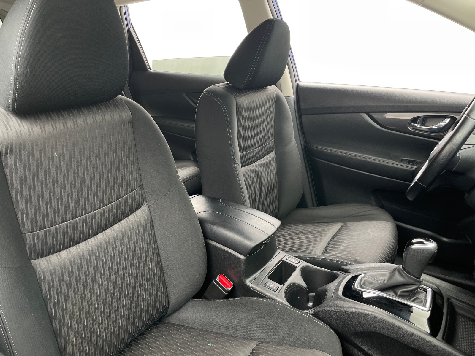 Thumbnail: 2020 Nissan Rogue - 2