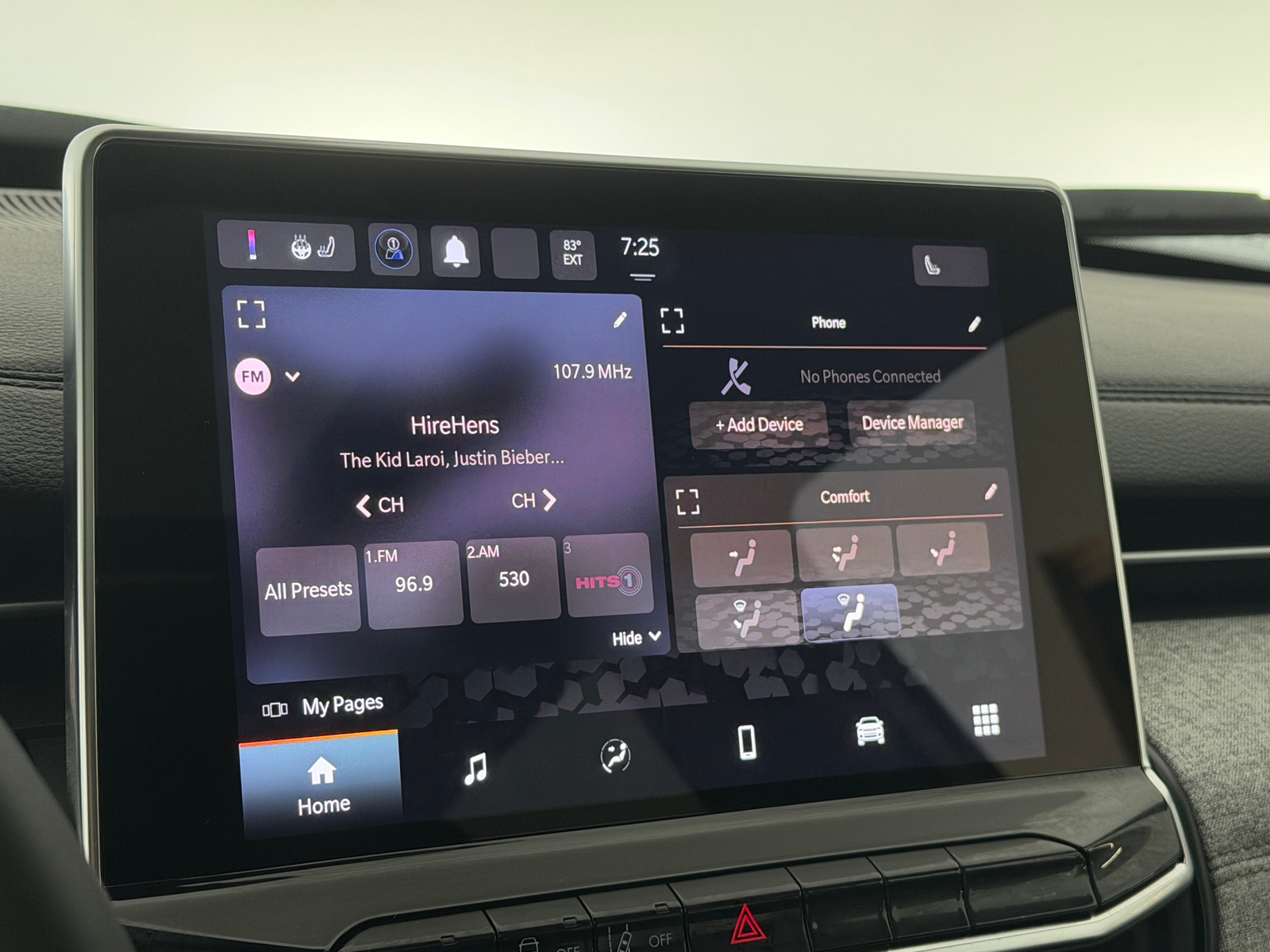 Thumbnail: 2023 Jeep Compass - 3