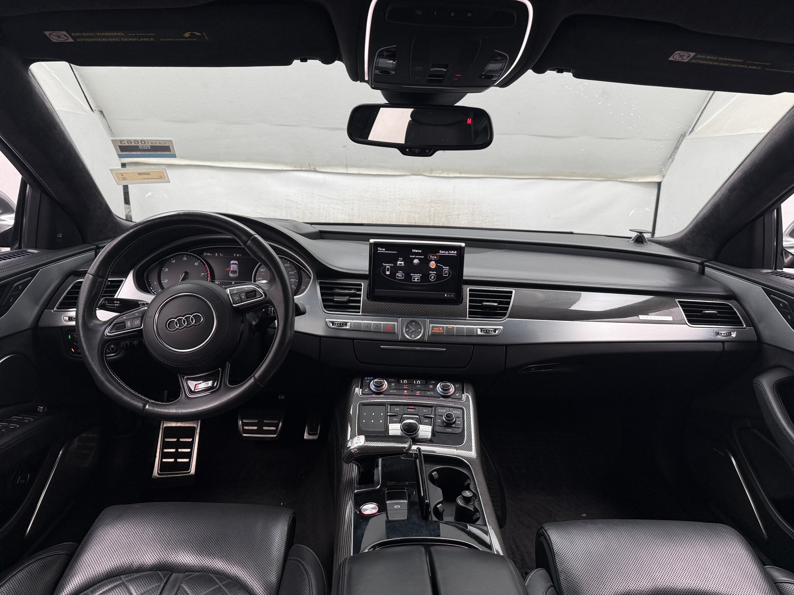 Thumbnail: 2015 Audi S8 - 2