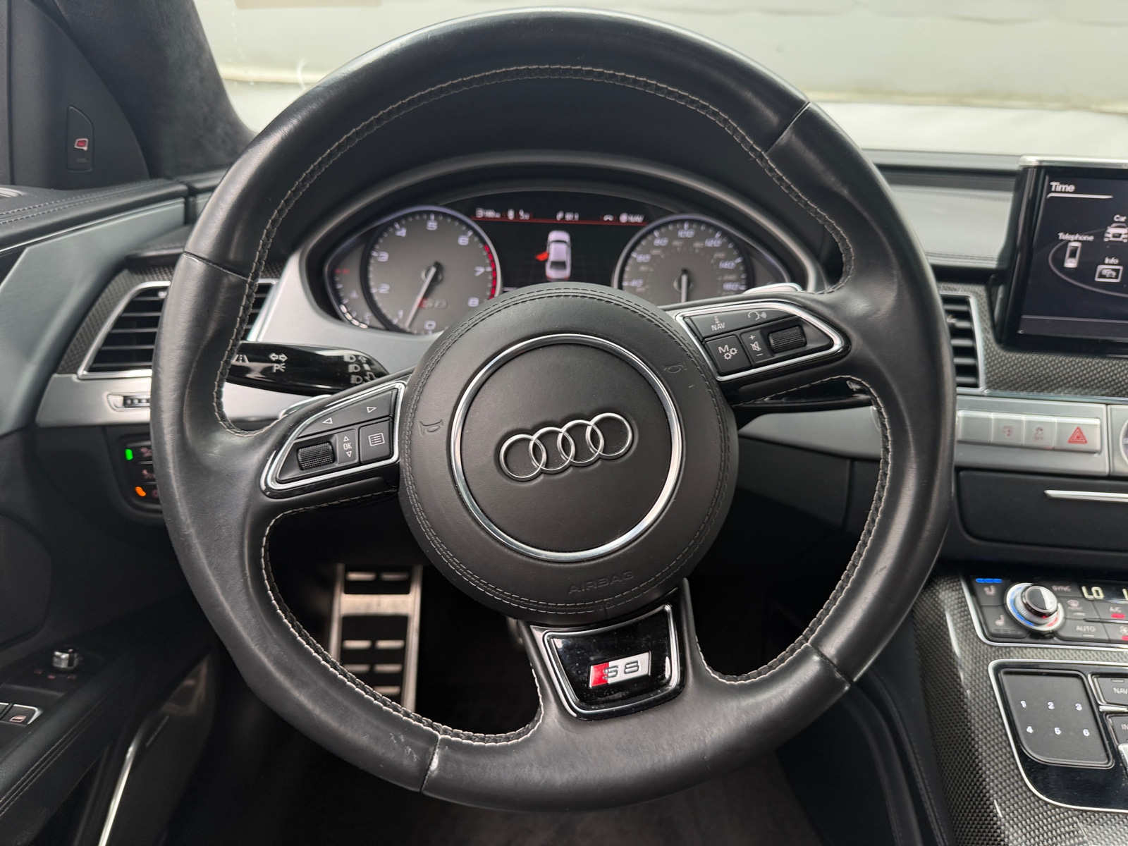Thumbnail: 2015 Audi S8 - 4