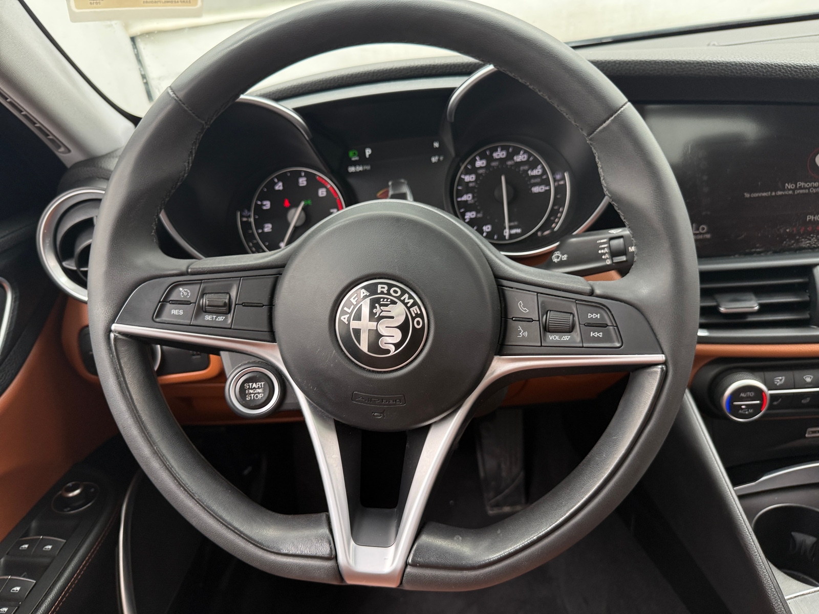 Thumbnail: 2018 Alfa Romeo Giulia - 4