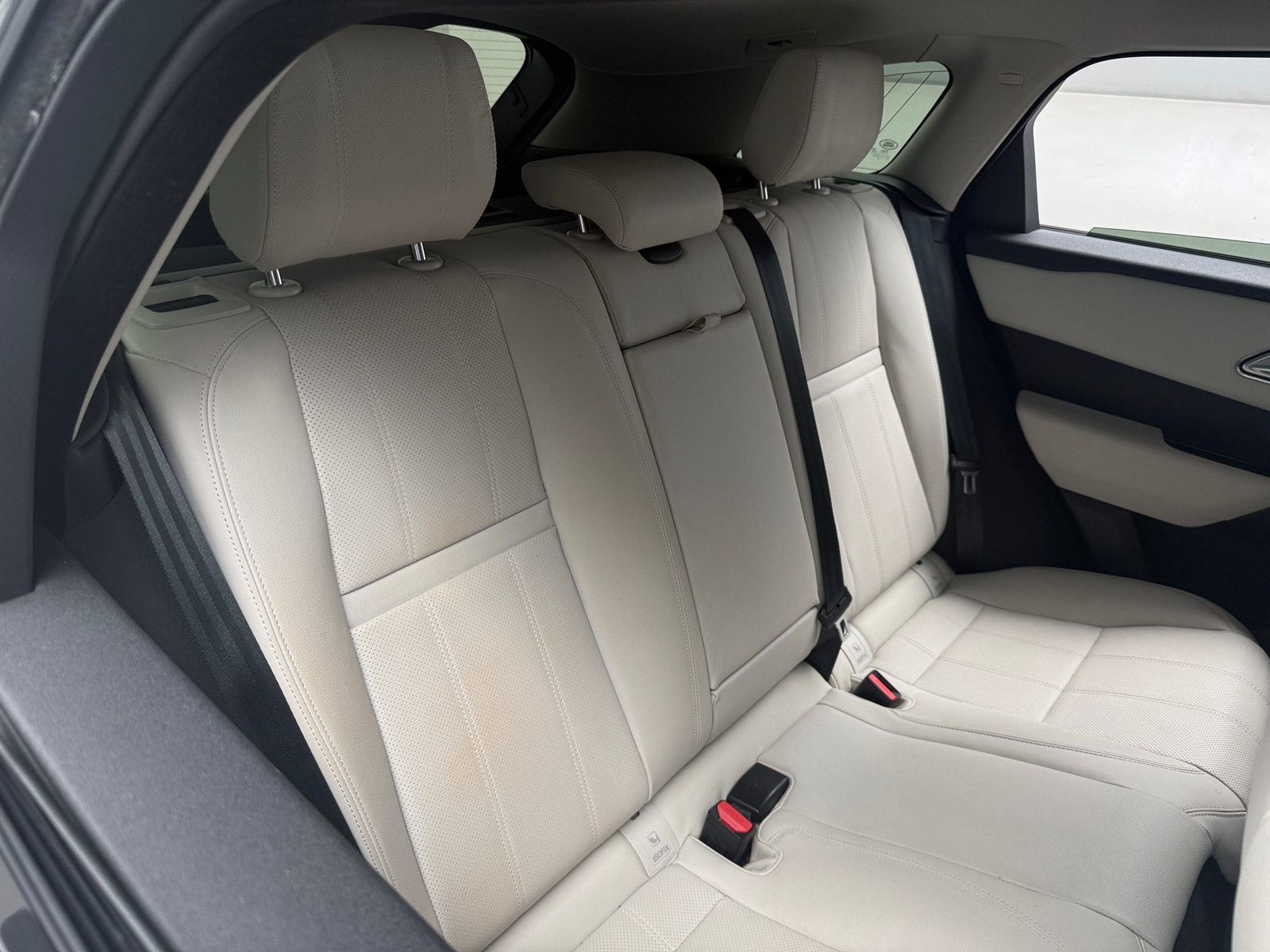 Thumbnail: 2020 Land Rover Range Rover Velar - 5