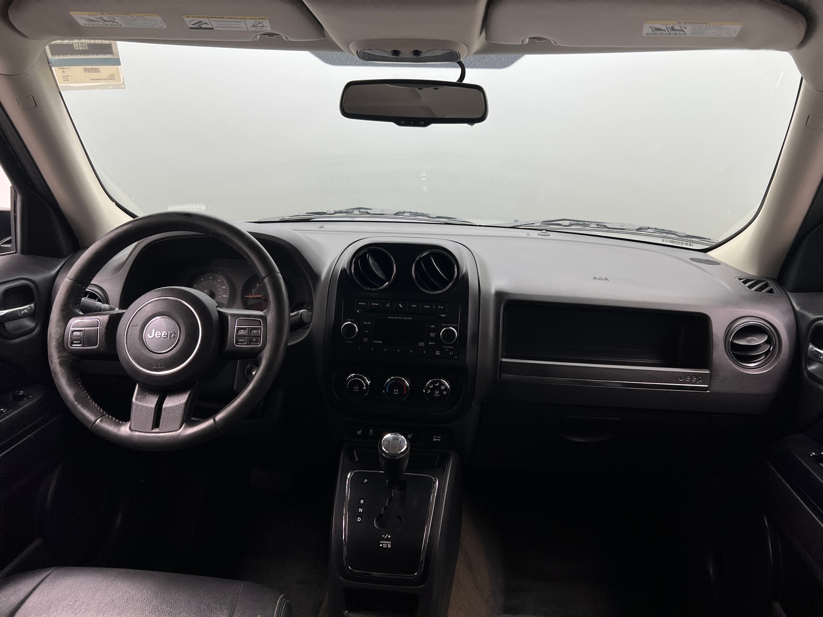 Thumbnail: 2016 Jeep Patriot - 3