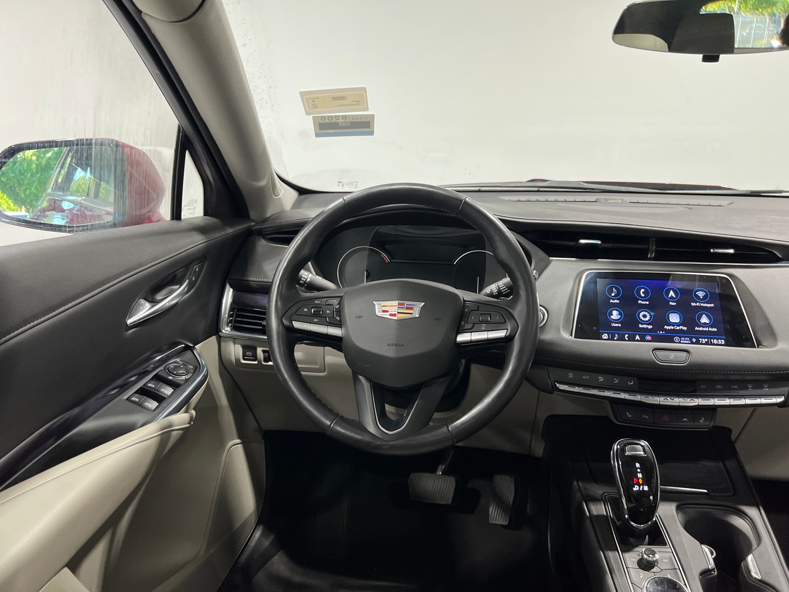 Thumbnail: 2023 Cadillac XT4 - 4
