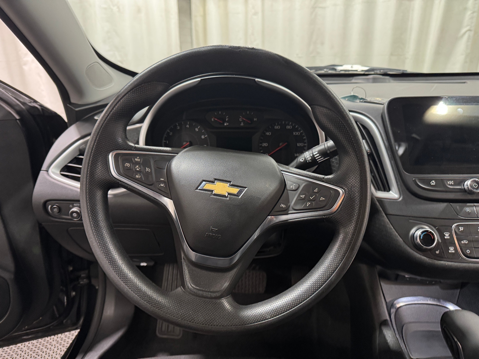 Thumbnail: 2024 Chevrolet Malibu - 5