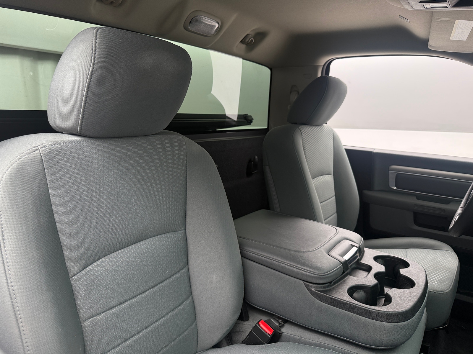 Thumbnail: 2019 RAM 1500 Classic - 2