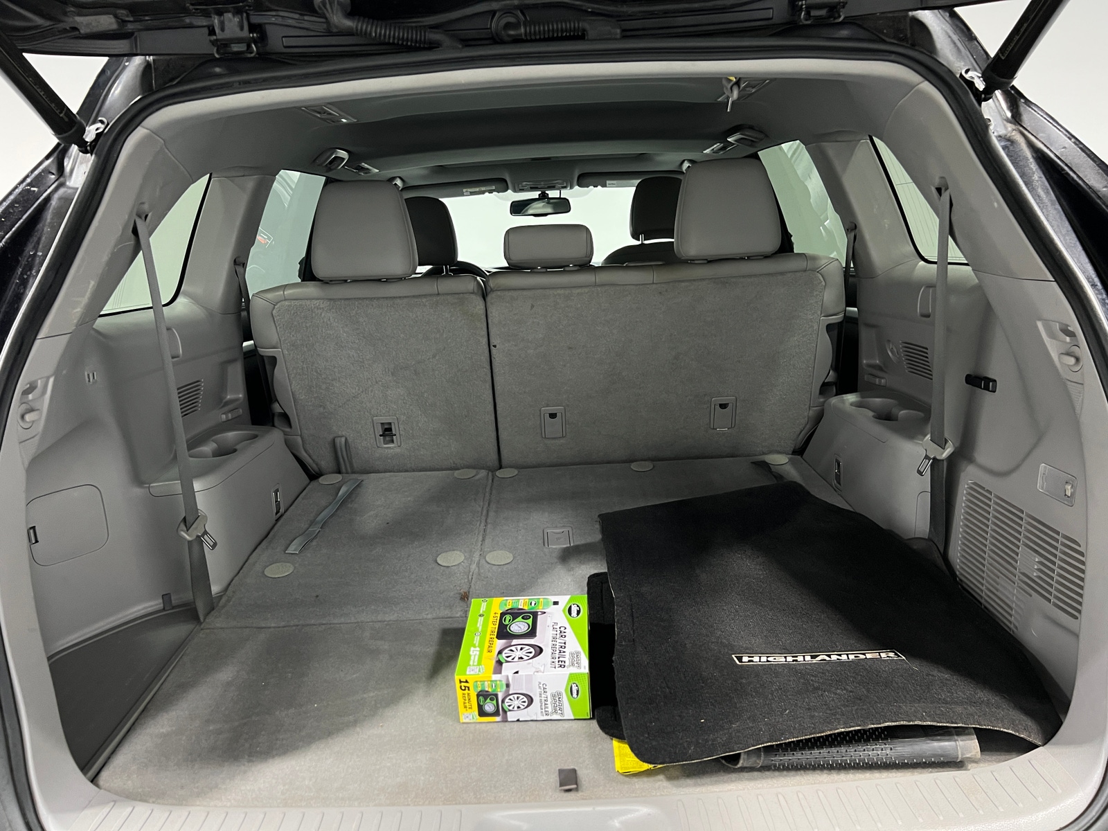 Thumbnail: 2016 Toyota Highlander - 7