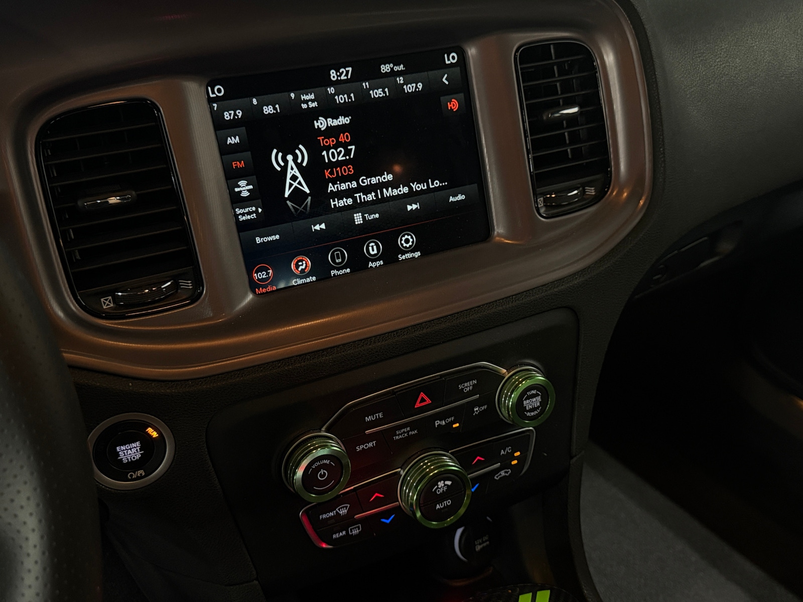 Thumbnail: 2023 Dodge Charger - 4