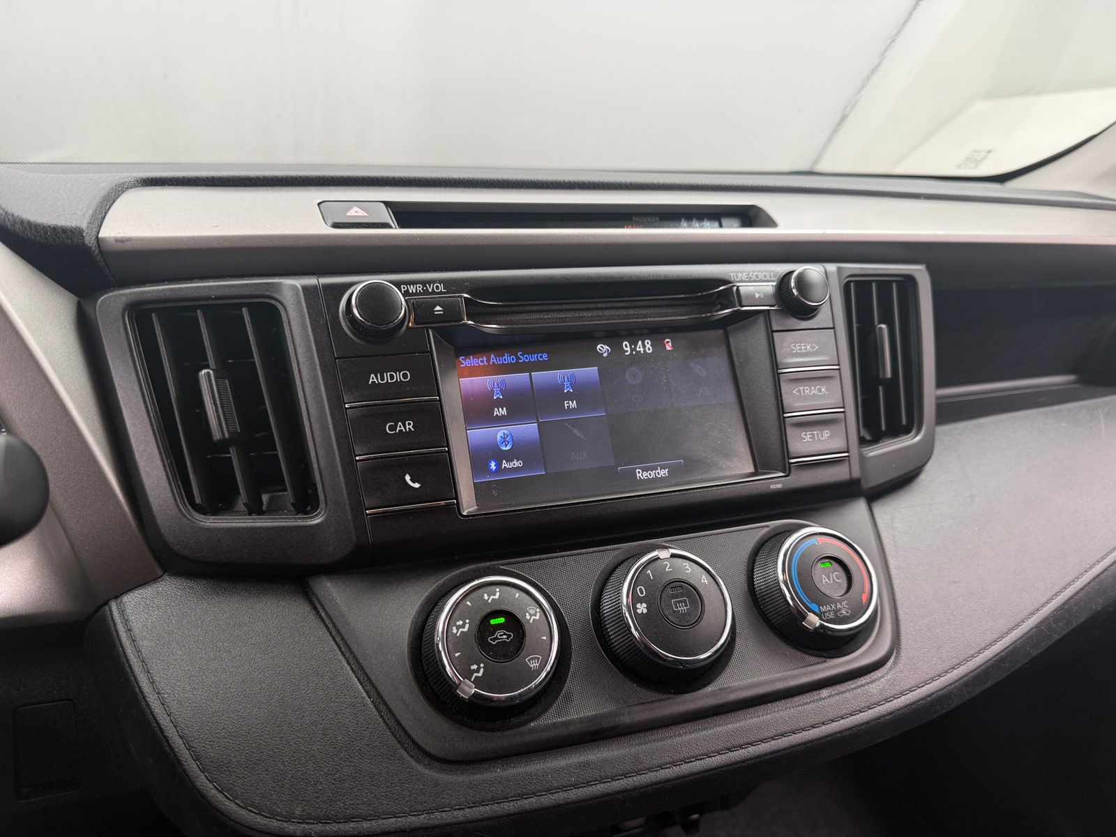 Thumbnail: 2017 Toyota RAV4 - 4