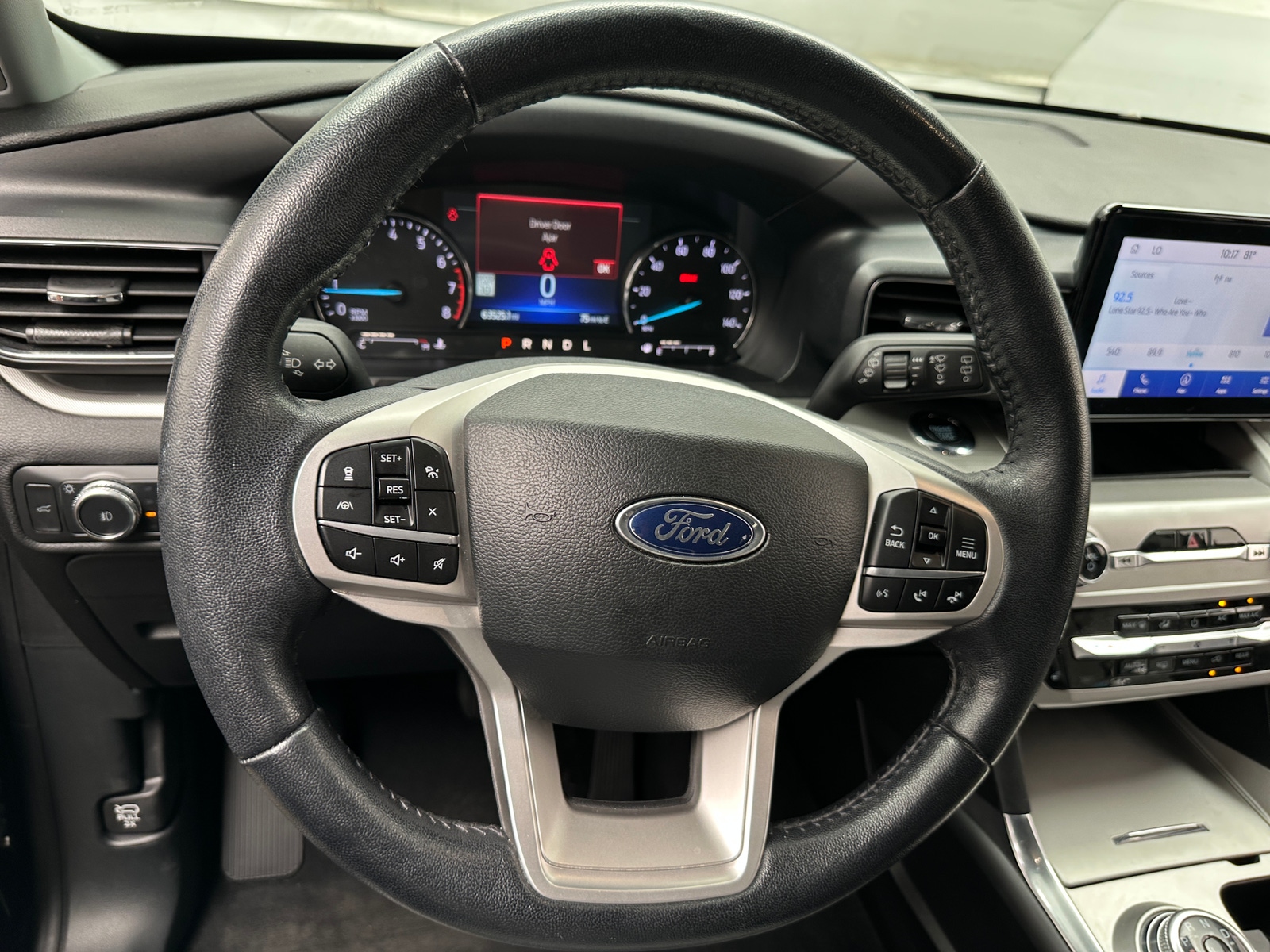 Thumbnail: 2022 Ford Explorer - 4