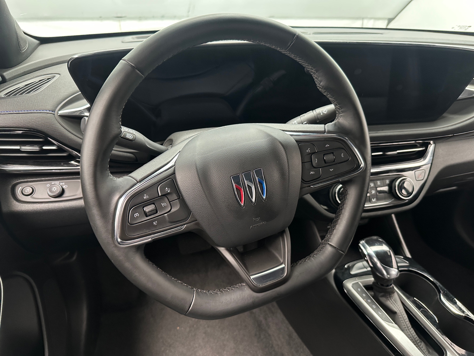 Thumbnail: 2025 Buick Envista - 4