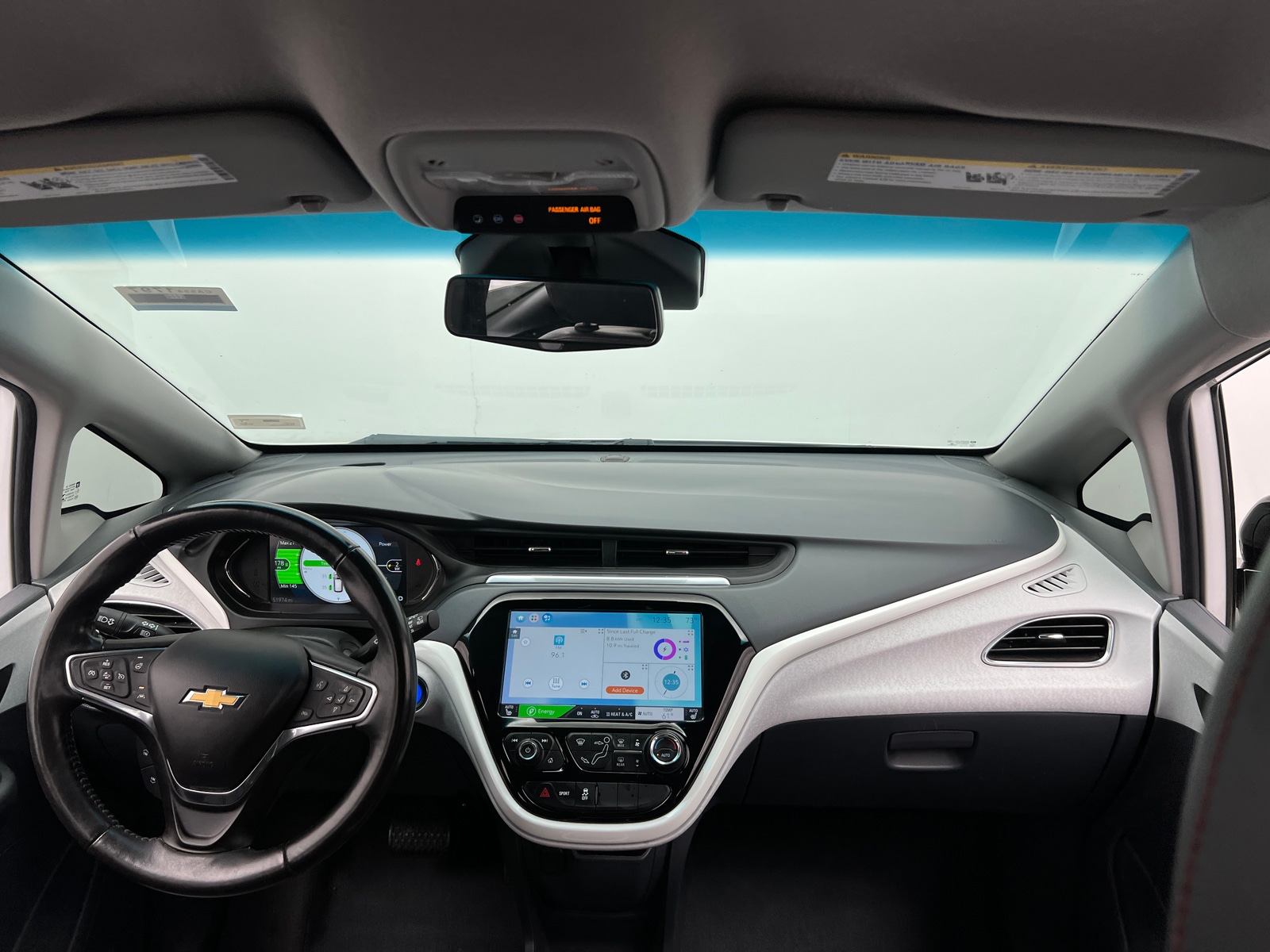 Thumbnail: 2017 Chevrolet Bolt EV - 2