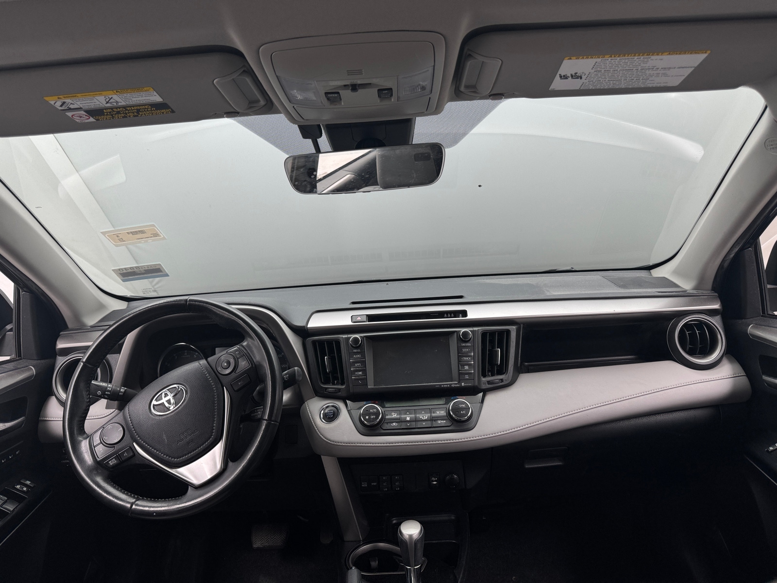 Thumbnail: 2017 Toyota RAV4 - 3