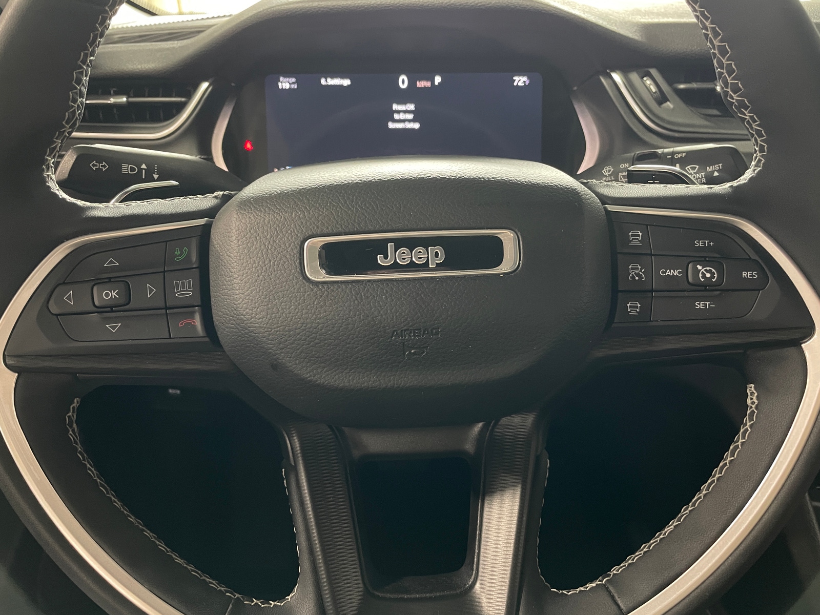 Thumbnail: 2024 Jeep Grand Cherokee L - 5