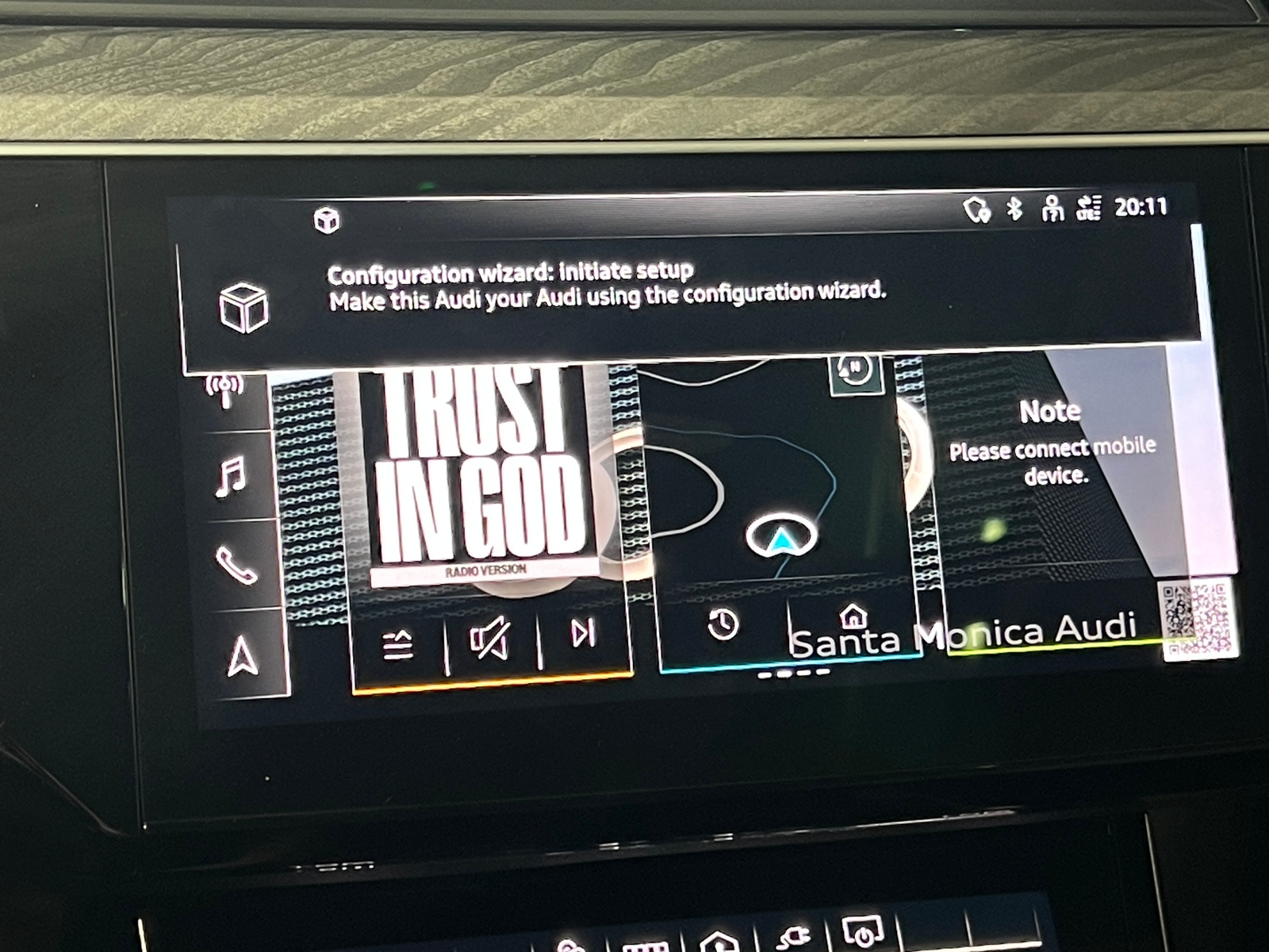 Thumbnail: 2024 Audi Q8 e-tron - 3