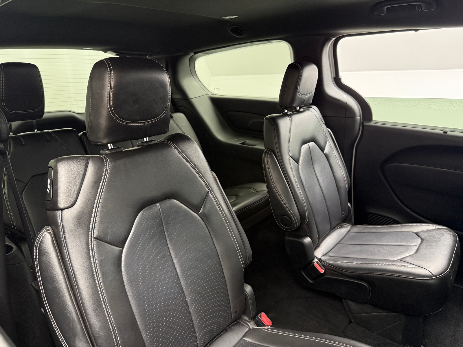 Thumbnail: 2026 Chrysler Pacifica - 5