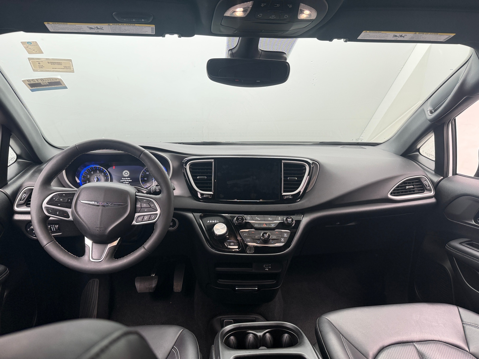 Thumbnail: 2026 Chrysler Pacifica - 2